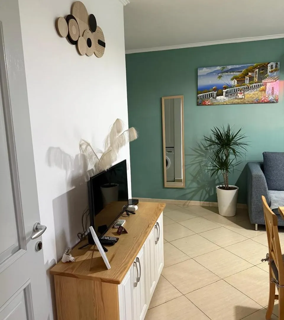 Mali I Robit Seaview Apartment Golem